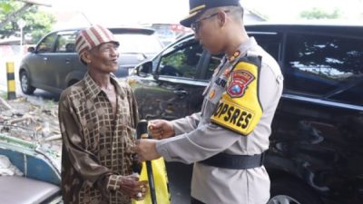 Kapolres Situbondo Salurkan Bantuan Sembako