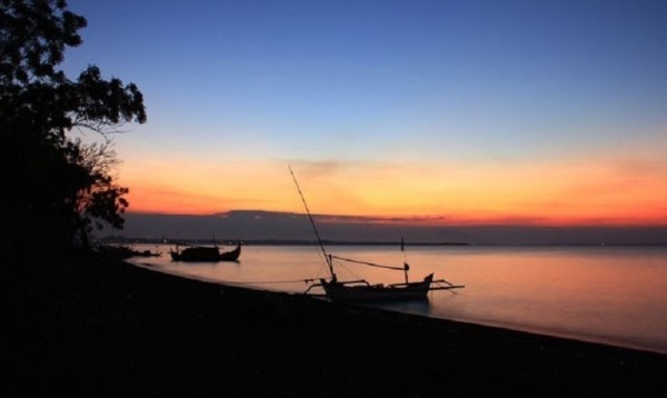 Pantai Banongan Situbondo