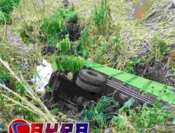 Truk Mundur Menabrak Sepeda Motor di Selorejo, Blitar, Beruntung Tak Ada Korban Jiwa