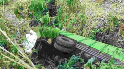 Truk Mundur Menabrak Sepeda Motor di Selorejo, Blitar, Beruntung Tak Ada Korban Jiwa