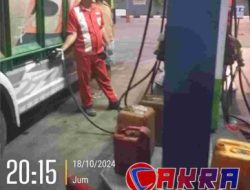 Jalan Macet, Mafia BBM Bersubsidi Merajalela di Bojonegoro: SPBU 53.621.20 Jadi Sorotan