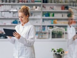 Konsultasi Obat, Pentingnya Peran Apoteker dalam Kesehatan Anda