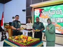 Danrem 043 Gatam Bersama Anggota Makorem Melaksanakan Kegiatan Syukuran HUT Kodam II Sriwijaya ke-79