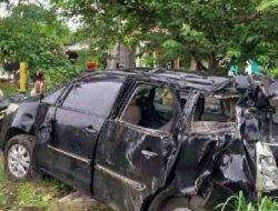 Kecelakaan Kereta Api Tabrak Mobil di Banyuwangi, Satu Keluarga Luka-Luka