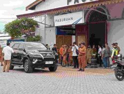 Pembongkaran Puluhan Bangunan PKL di Sekitar Stasiun Kota Pasuruan, Pedagang Meratap