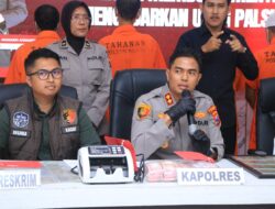 Polres Ngawi Berhasil Amankan 5 Tersangka Pengedar Uang Palsu Lintas Provinsi