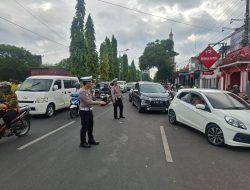 Lakukan Pengawalan Polres Jember Perlancar Jalur Pendistribusian BBM, Masyarakat Dihimbau Tidak Panic Buying