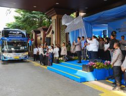 Lepas Buruh Terdampak PHK dan Angkatan Kerja Baru, Kapolri: Kabar Gembira di Tengah Dampak Global 