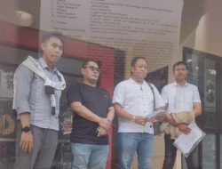 Mengaku Seorang Janda ,Oknum Guru SD Asal Bondowoso Di Laporkan Ke Polres Situbondo