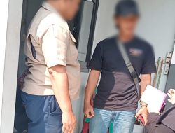 Niat Klarifikasi Biaya Seragam, Wartawan Malah Ditantang Satpam “Jagoan” di SMKN 2 Pasuruan!