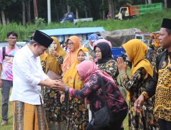 Apel Sholawat Kebangsaan di Suger Kidul: Gus Fawait Perkuat Komitmen Beasiswa hingga Luar Negeri untuk Tingkatkan SDM Jember