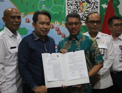 Kado HUT ke-97 Jember, Pemkab dan FlyJaya Perpanjang Kerja Sama Penerbangan Jember-Jakarta