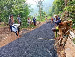 Dambaan Warga Terwujud, Jalur Vital Baderan – Taman Kursi Kecamatan Sumbermalang Kini Beraspal Hotmix