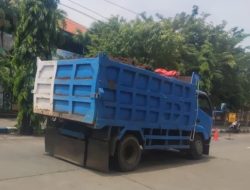 Truk Proyek Sekolah Rakyat di Wironini Masih “Bandel” Tanpa Terpal