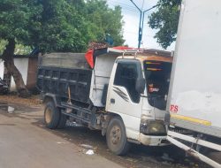 Kecelakaan Maut di Jalur PB Sudirman Situbondo :Pemotor Meninggal Dunia Setelah Tersenggol Truk