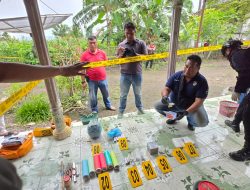 Polres Situbondo Bongkar Home Industry Petasan: 5,1 Kg Bubuk Mercon Disimpan di Bawah Kasur