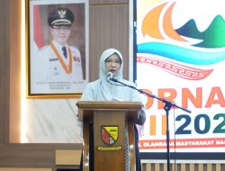 Atlet dan Pelatih Peraih Medali FORNAS Terima Kadeudeuh dari Bupati Bandung