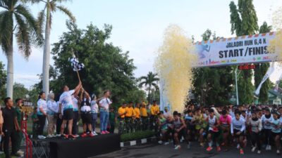 Wujud Sinergitas TNI-Polri dan Pemerintah Daerah, Kapolres Pasuruan Kota Hadiri Fun Run HUT Yon Zipur 10/Jaladri Palaka Ke-64