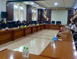 Audensi Poros Tengah: Sengketa Lahan Akses Tambang di Lumbang Mencuat, Komisi I DPRD Pasuruan Agendakan Sidak