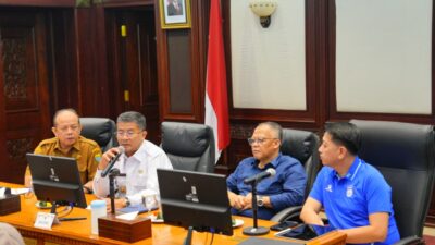 Wagub Jabar Himbau Masyarakat Dan Bobotoh Jaga Kondusifitas Saat Laga Akhir Super League, Persib Bandung Menjamu Persijap Di Stadion GBLA