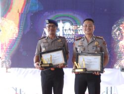 Dedikasi Tinggi, Kapolres Situbondo dan Kasat Polairud Sabet Penghargaan Africa Van Java Awards 2026