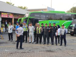 Keselamatan Penumpang Jadi Prioritas, Satlantas Polres Gresik Bersama Dirjen Hubdat Gelar Ramp Check Bus di Rest Area 726 B