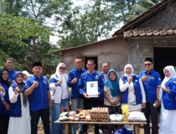 Sambut HUT ke-28, DPD PAN Pesawaran Salurkan Sembako Hingga Hibah Tanah kepada Warga