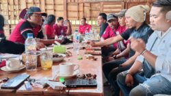 Perkuat Soliditas Organisasi, Ketua DPC MADAS Sedarah Probolinggo Pimpin Diskusi Bersama DPAC Wilayah Timur