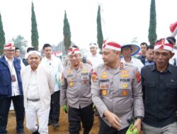 Wujudkan Swasembada, Wakapolri Pimpin Langsung Penanaman Perdana Bawang Putih Serentak
