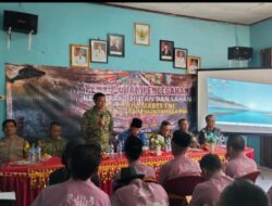 Tim Mabes TNI Edukasi Warga Kec. Gunung Alip Cegah Karhutla