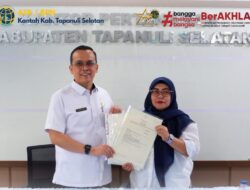 Agraria Tapsel Serahkan Sertipikat BMD ke BPKPAD demi Kepastian Hukum